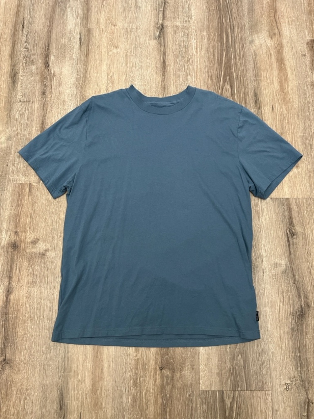 NWOT Hollister Men's Short Sleeve Crew T-Shirt in Slate Blue